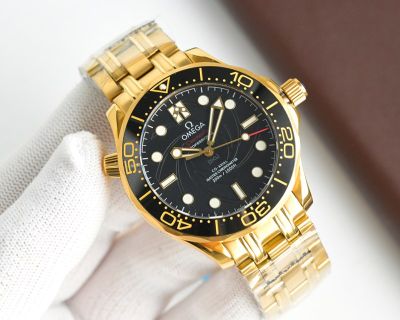 Omega Seamaster 300m 42mm 8800 Movement Gold Strap Watch